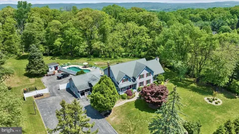 591 Route 579, Hampton, NJ MLS: NJHT2003838