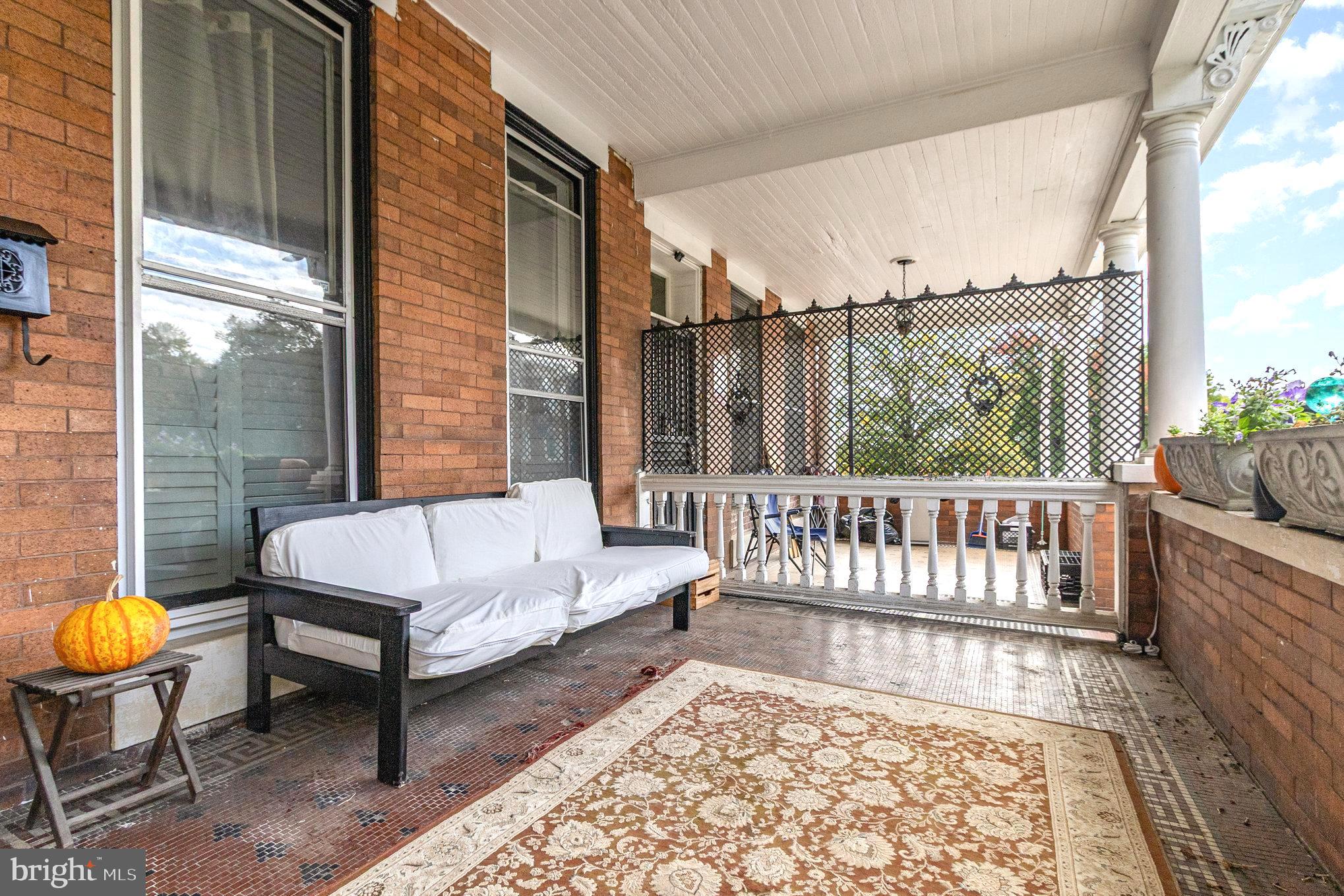 RESERVOIR HILL - Residential