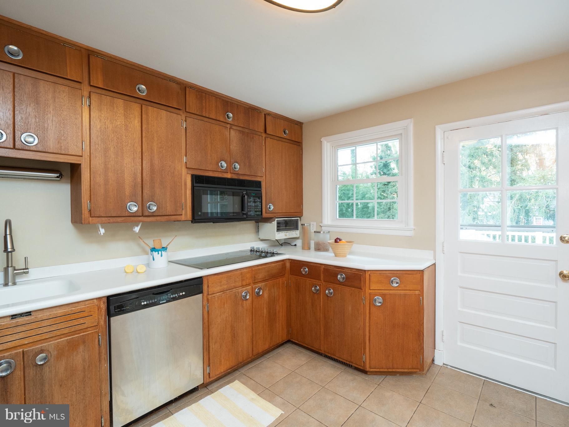 LINSTEAD ON THE SEVERN - Residential Lease