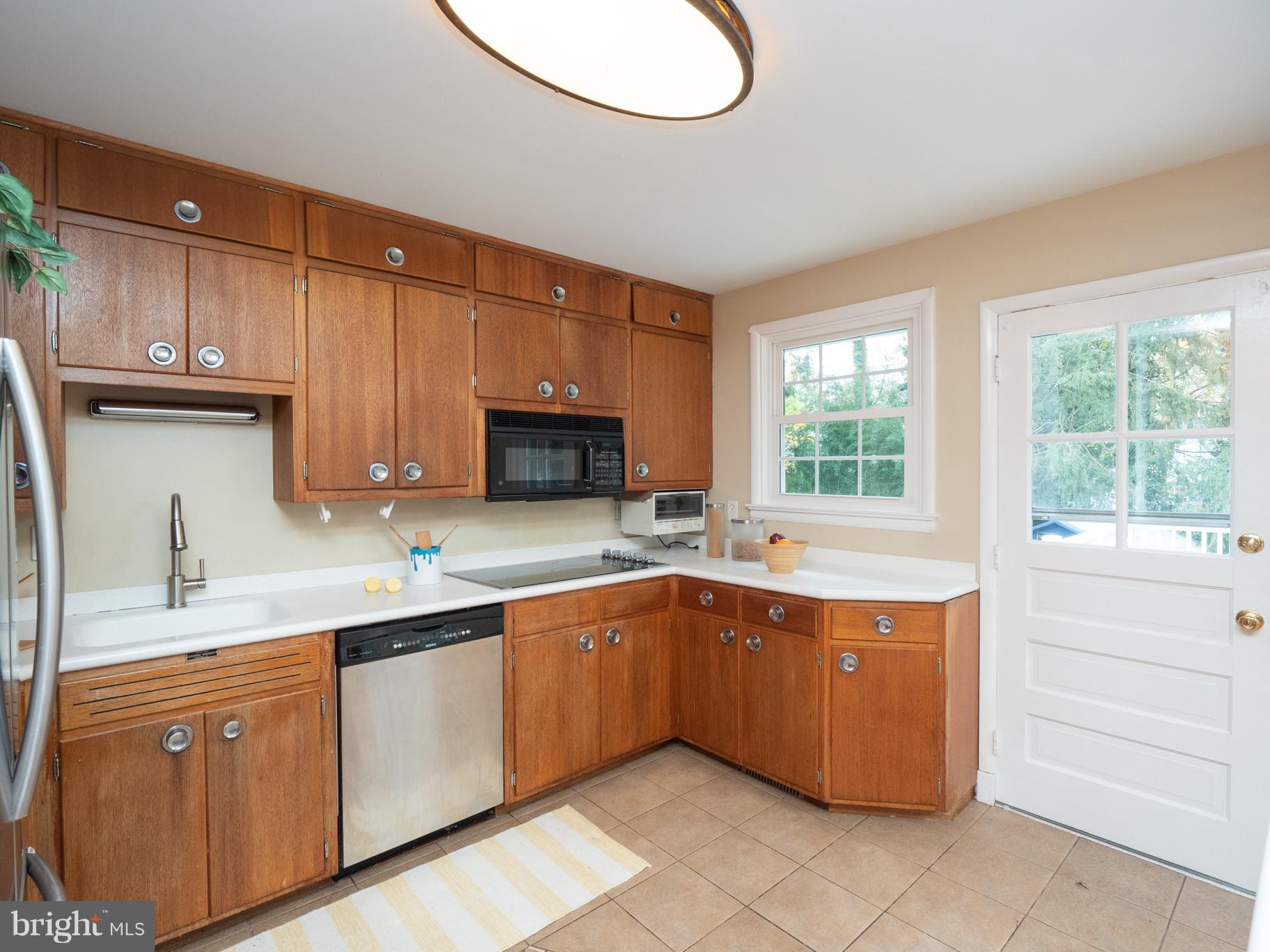 LINSTEAD ON THE SEVERN - Residential Lease