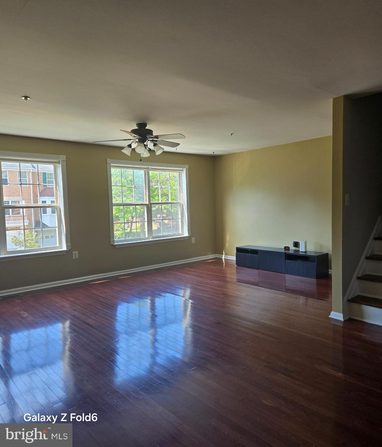 LYONS GATE - Residential