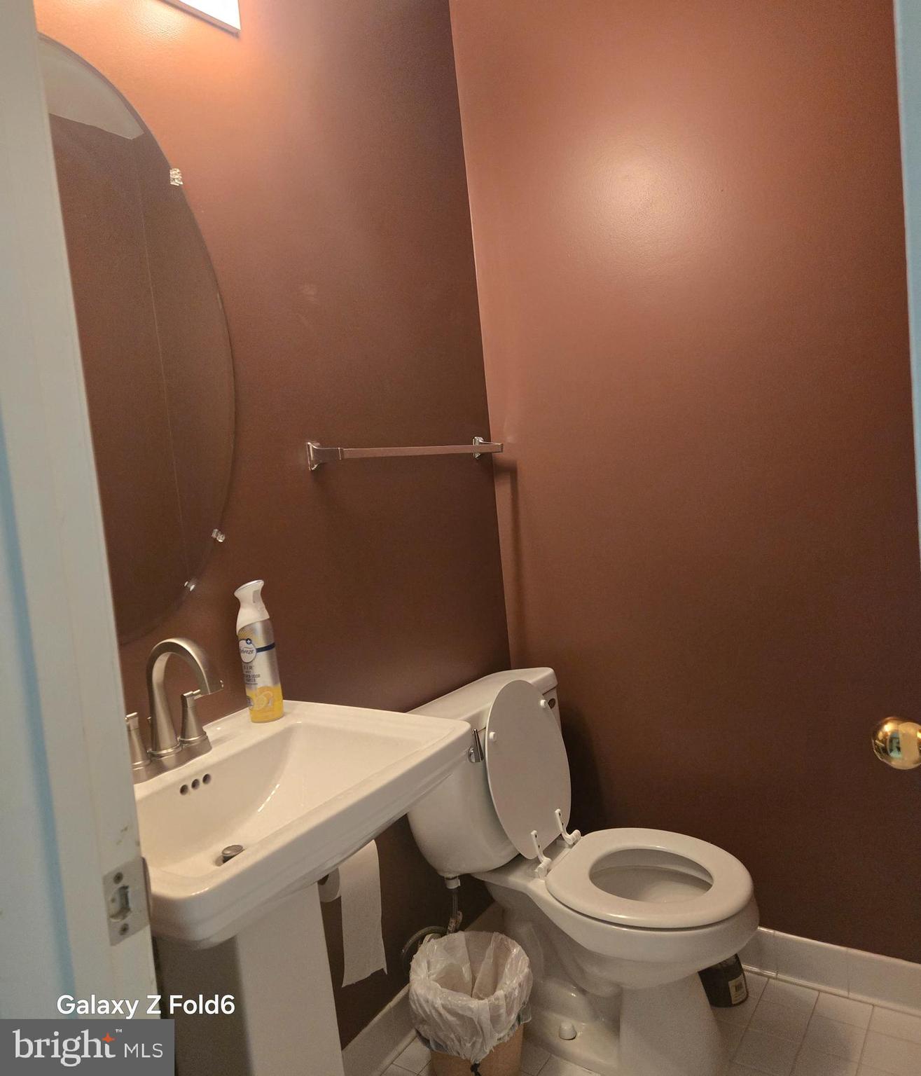 LYONS GATE - Residential