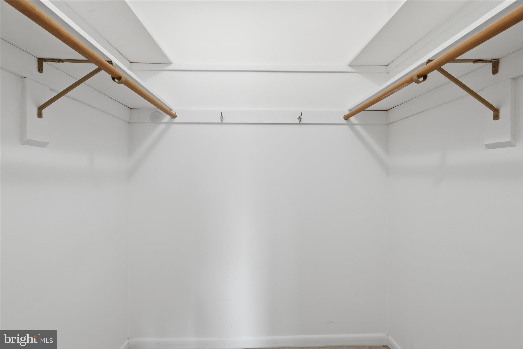 EDGEWOOD CONDOMMINIUMS - Residential