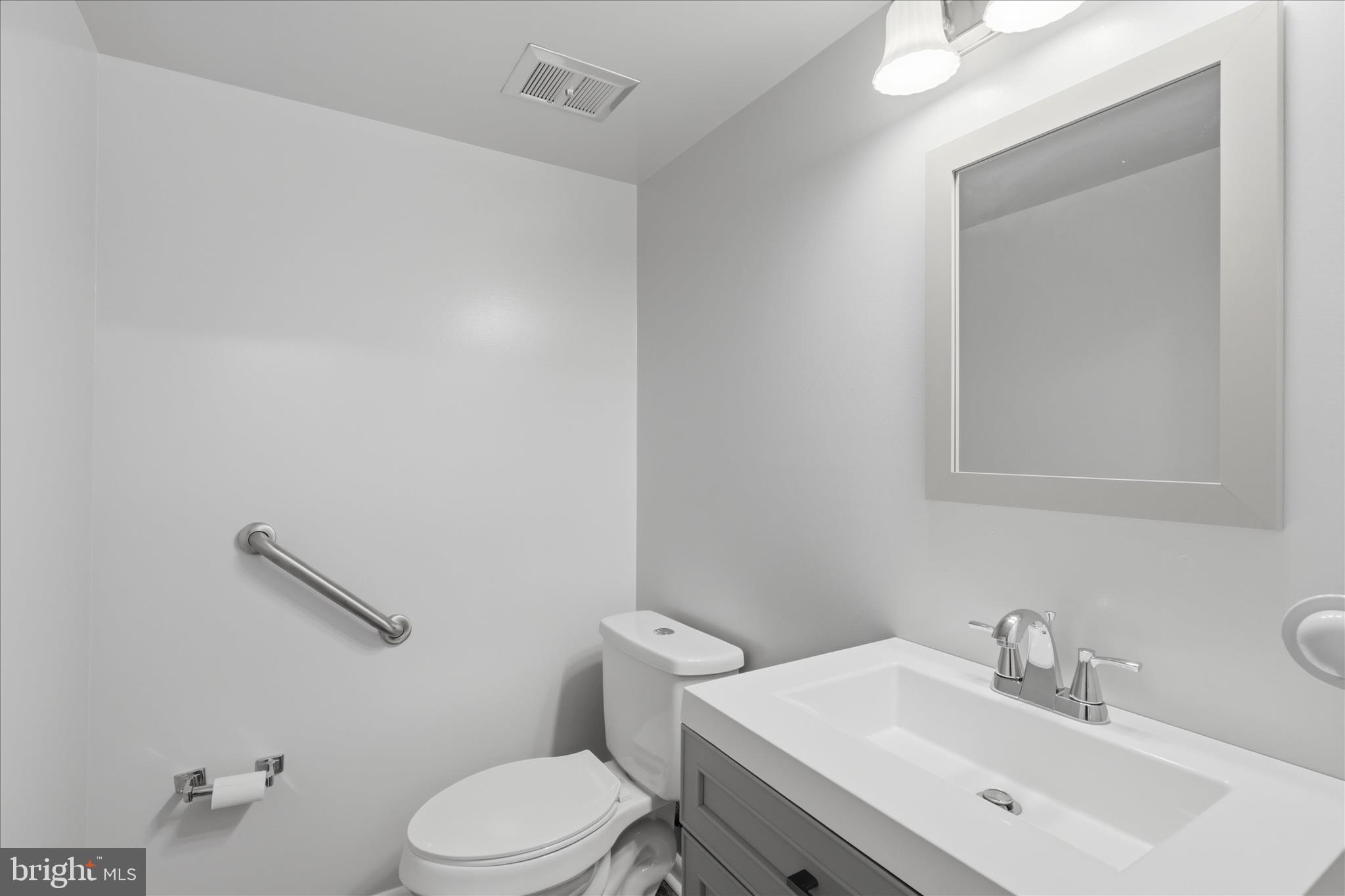 EDGEWOOD CONDOMMINIUMS - Residential