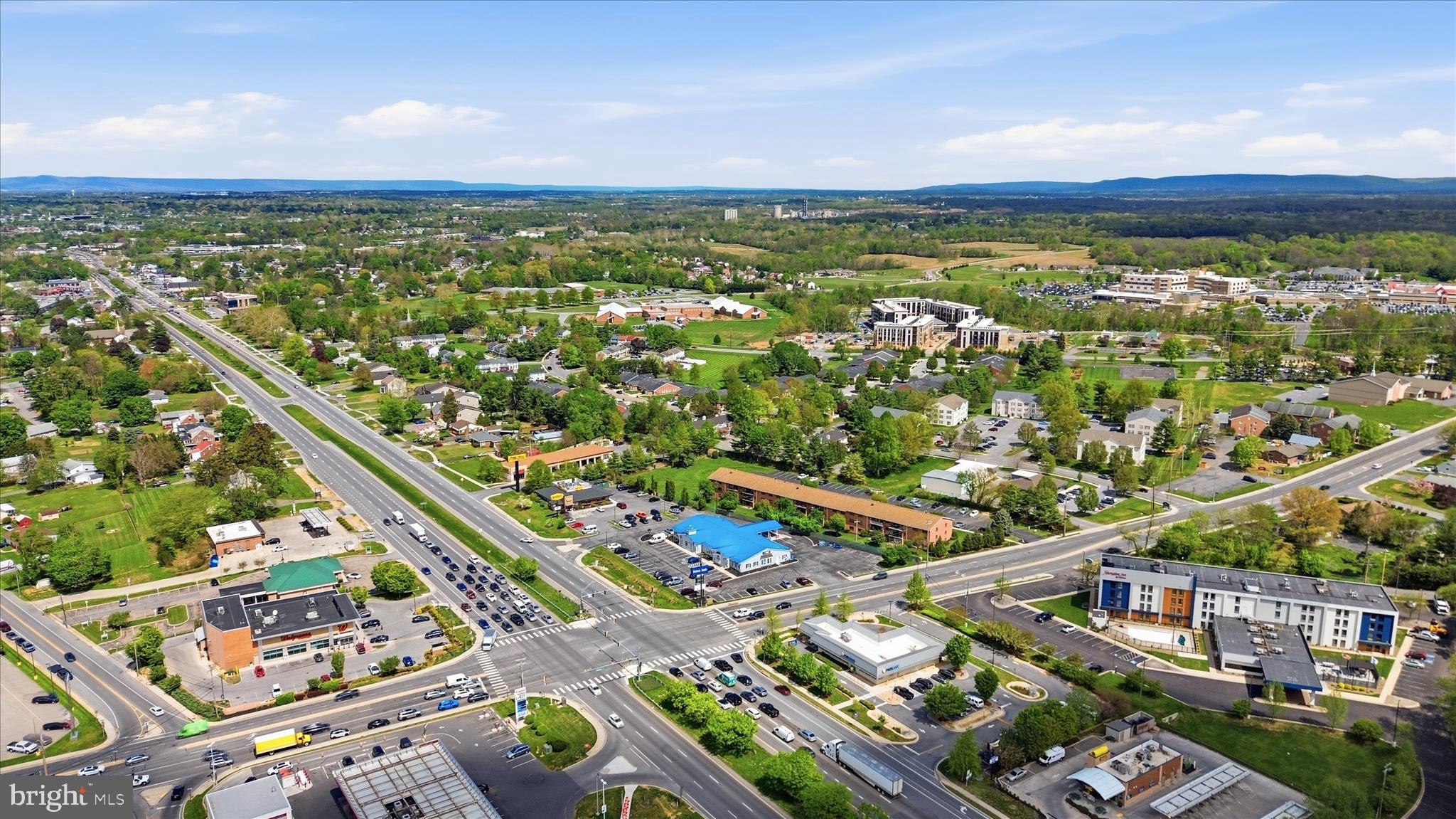 EDGEWOOD CONDOMMINIUMS - Residential