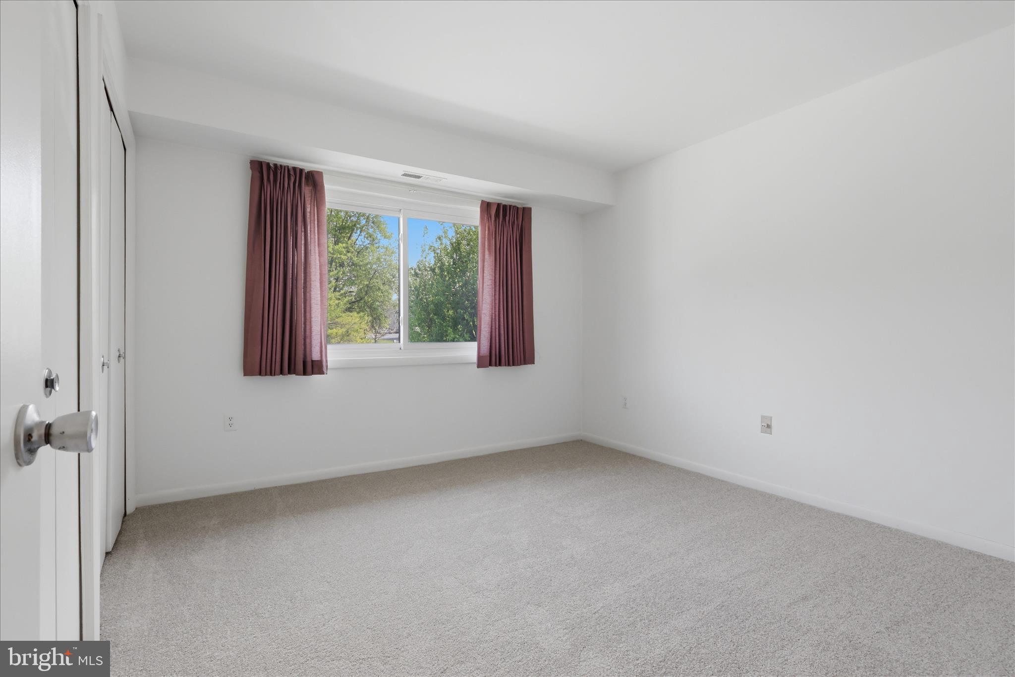 EDGEWOOD CONDOMMINIUMS - Residential