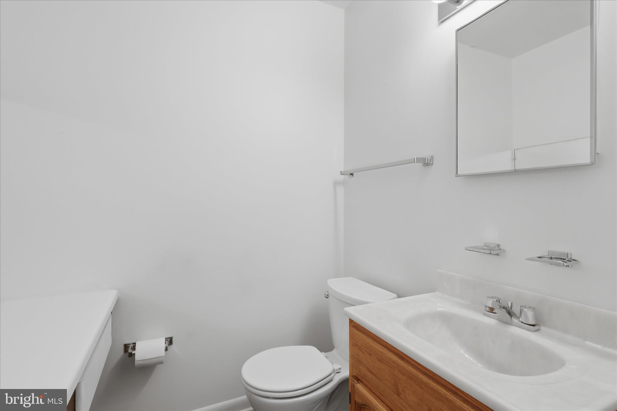 EDGEWOOD CONDOMMINIUMS - Residential