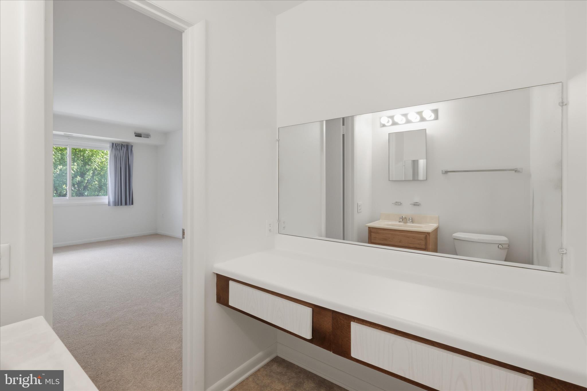 EDGEWOOD CONDOMMINIUMS - Residential