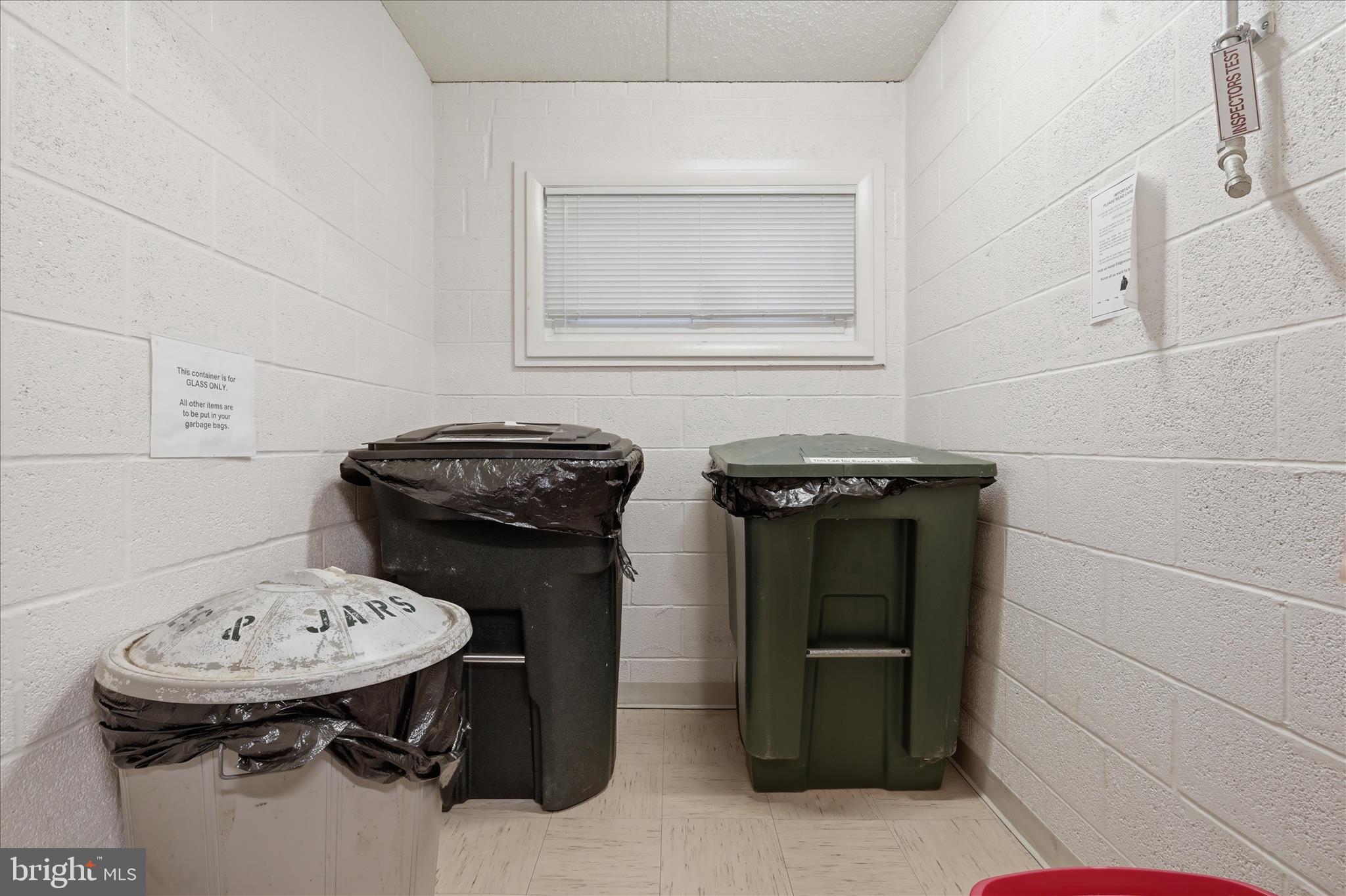 EDGEWOOD CONDOMMINIUMS - Residential