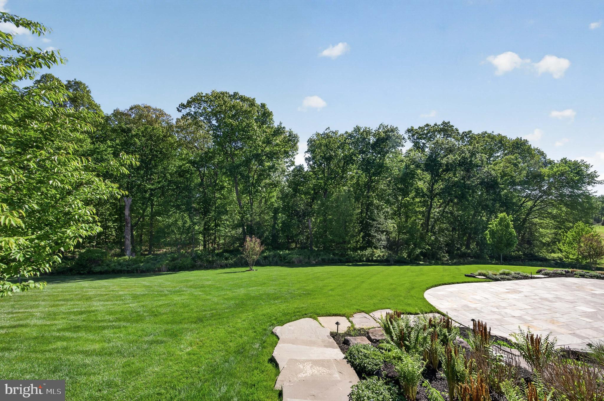 THE GRANT AT WILLOWSFORD - Residential