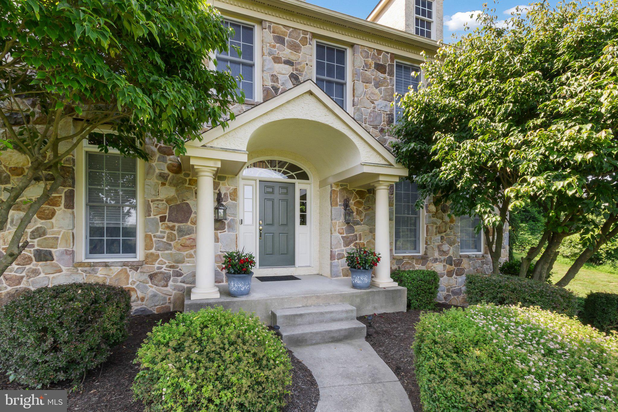 5 MISTY MEADOW DRIVE