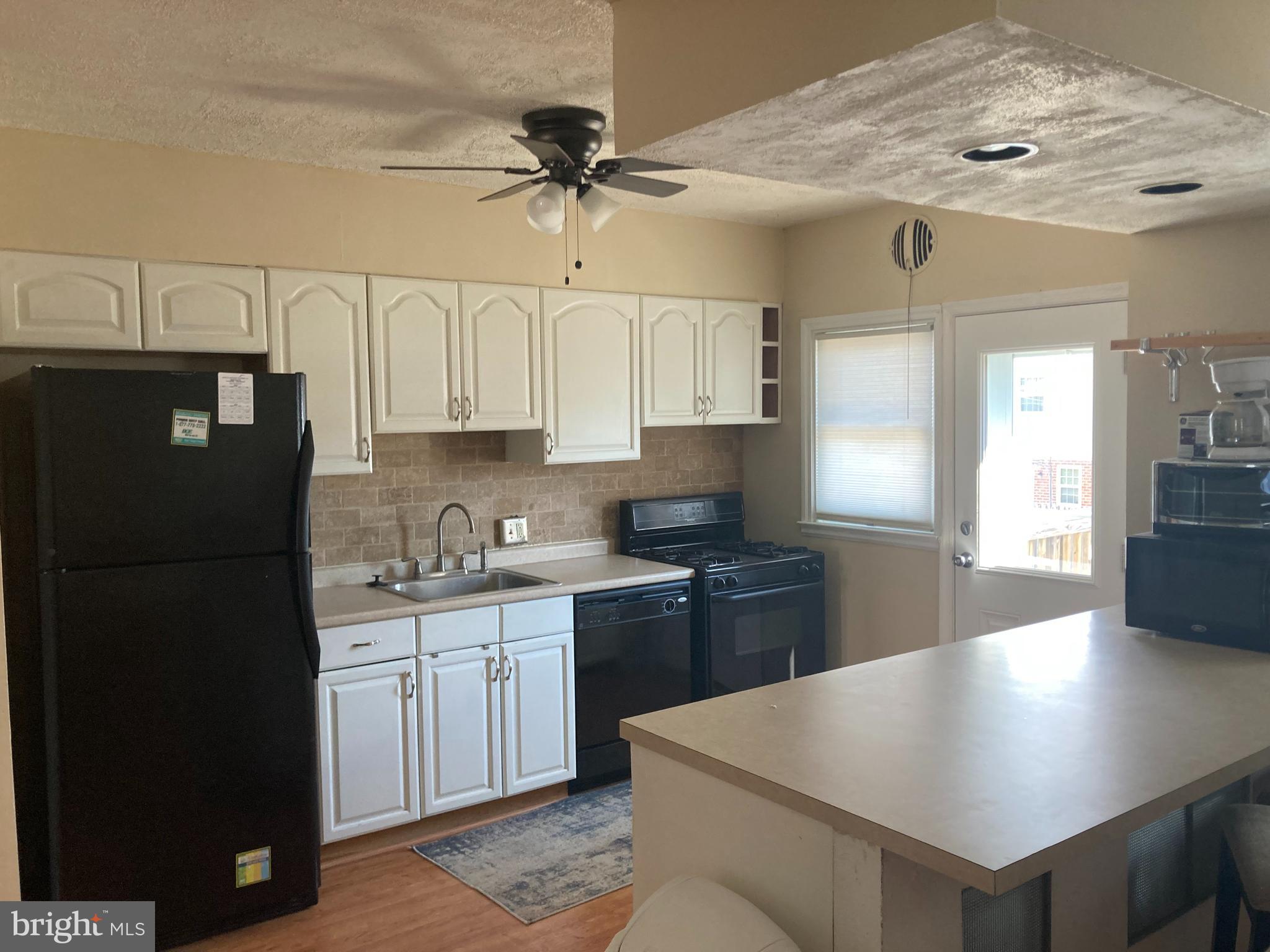 JACOB GREASLEY - Residential Lease