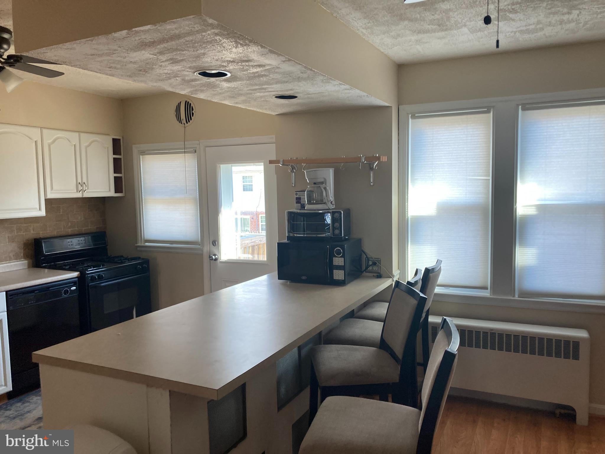 JACOB GREASLEY - Residential Lease