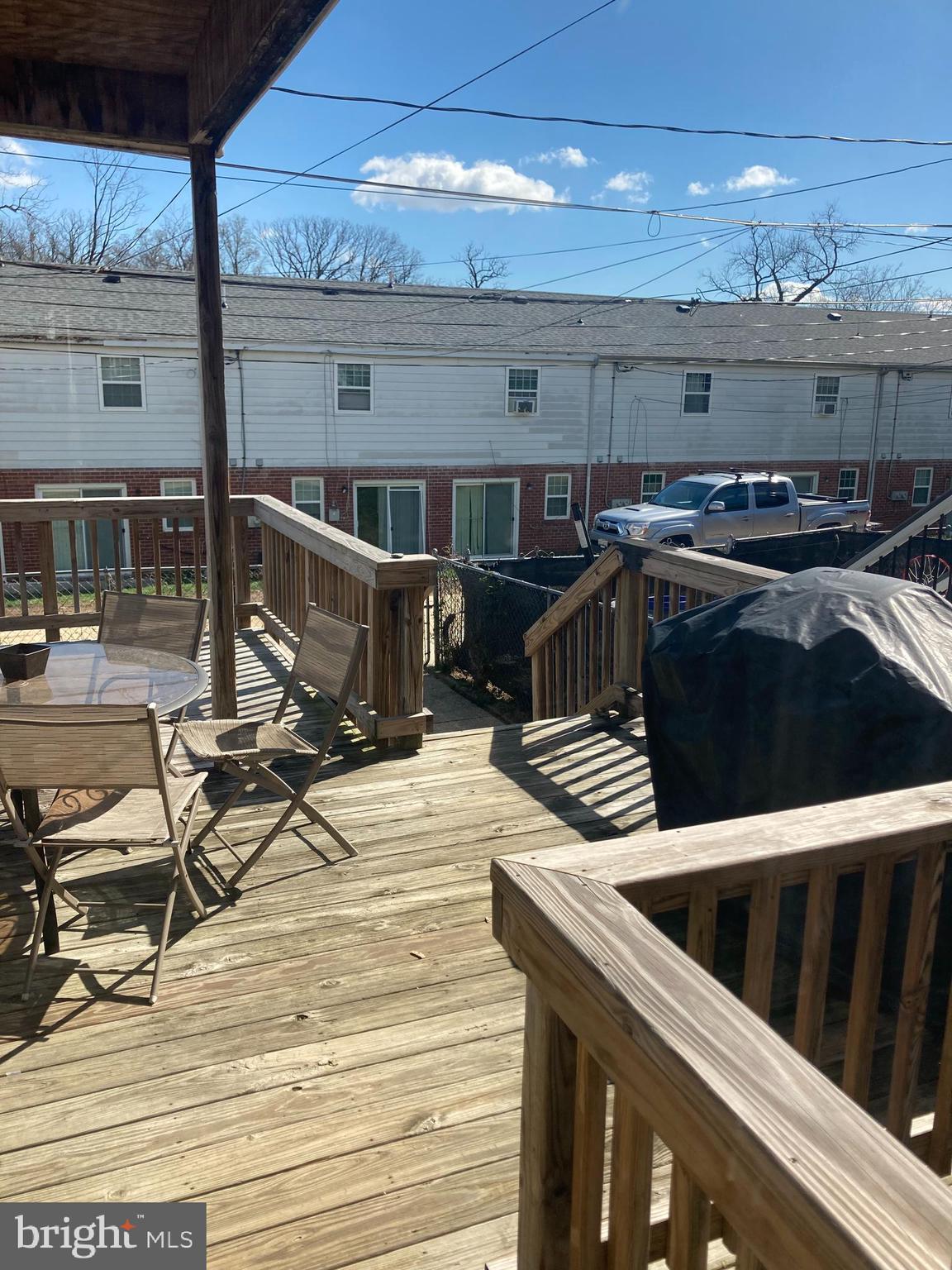 JACOB GREASLEY - Residential Lease