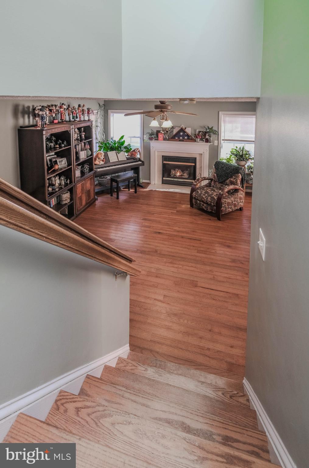 FAIRVIEW COURT - Residential