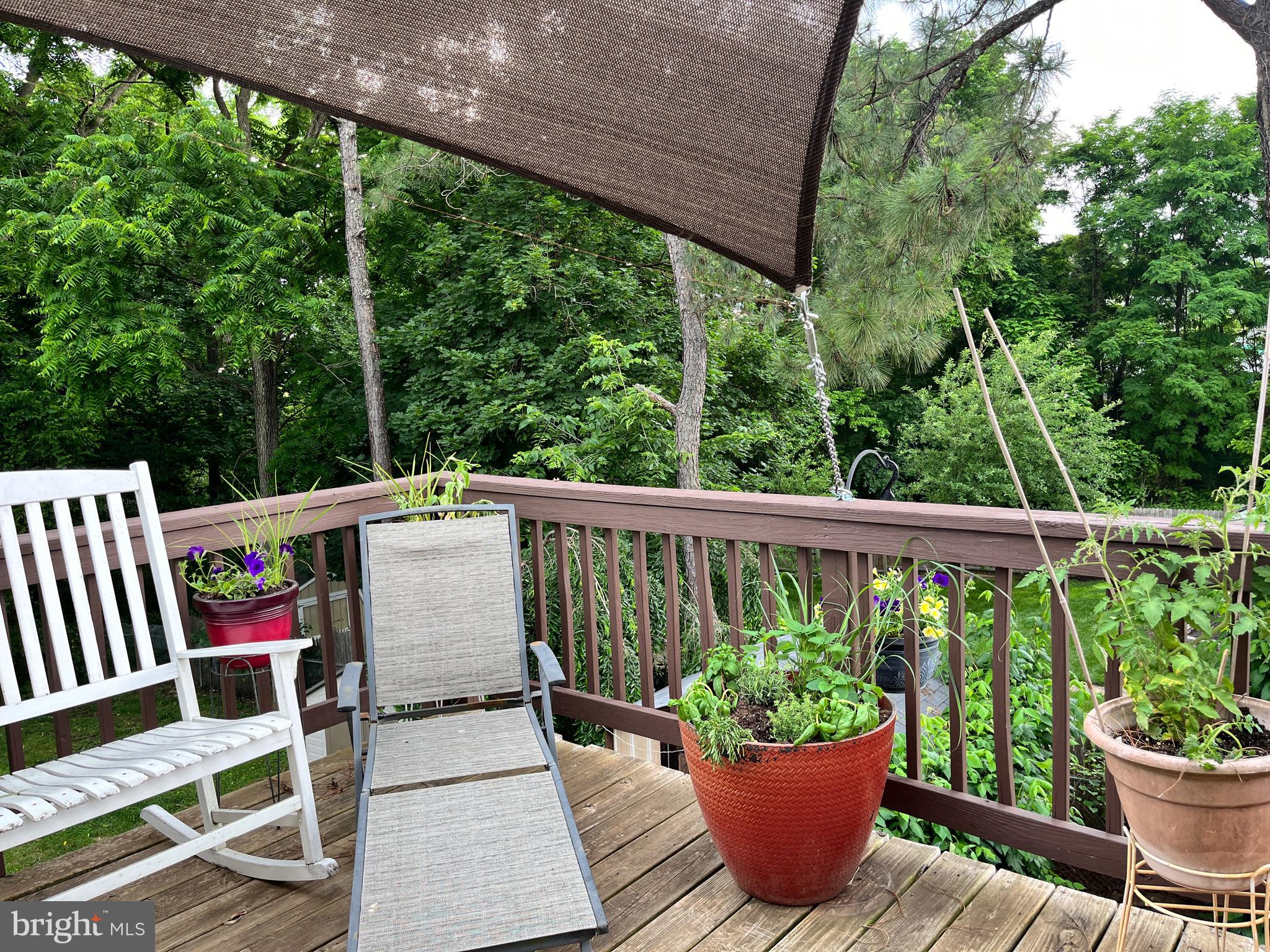 FAIRVIEW COURT - Residential