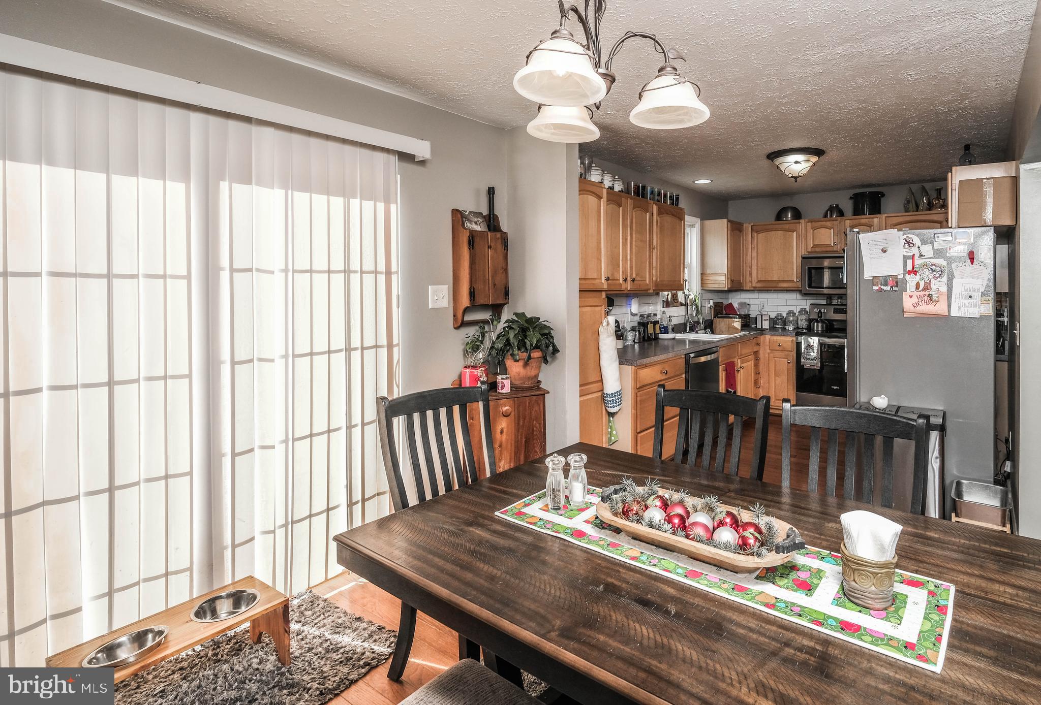 FAIRVIEW COURT - Residential