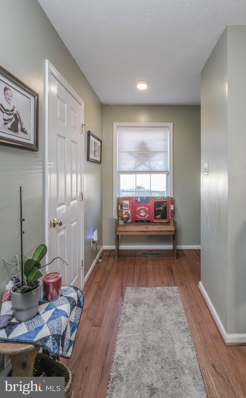 FAIRVIEW COURT - Residential