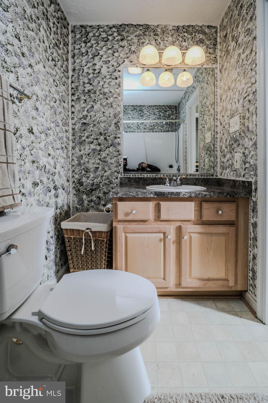 FAIRVIEW COURT - Residential