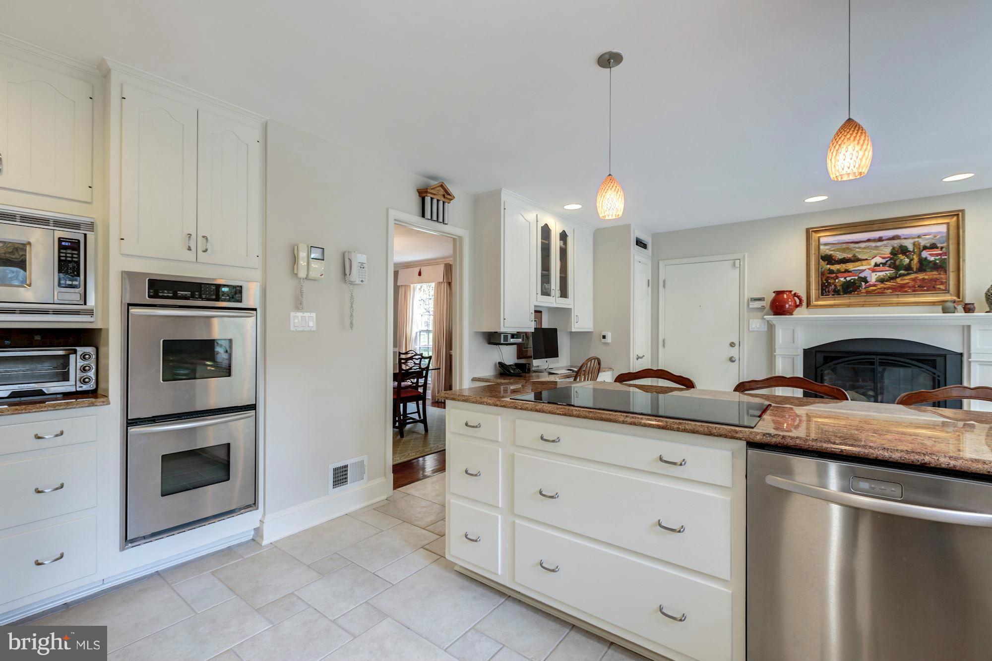 RIVER FALLS - Residential