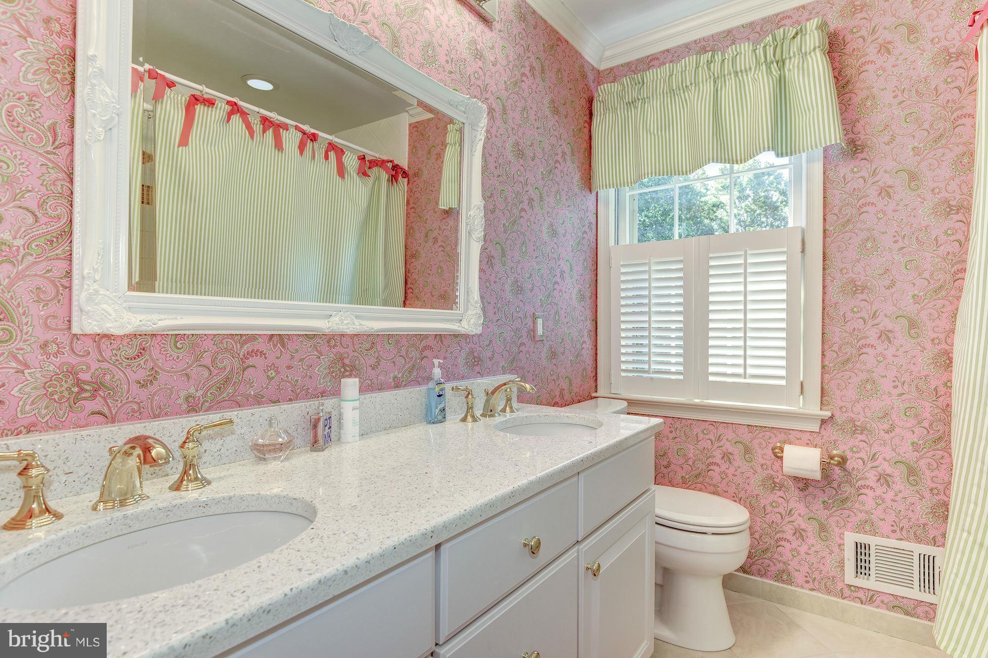 RIVER FALLS - Residential