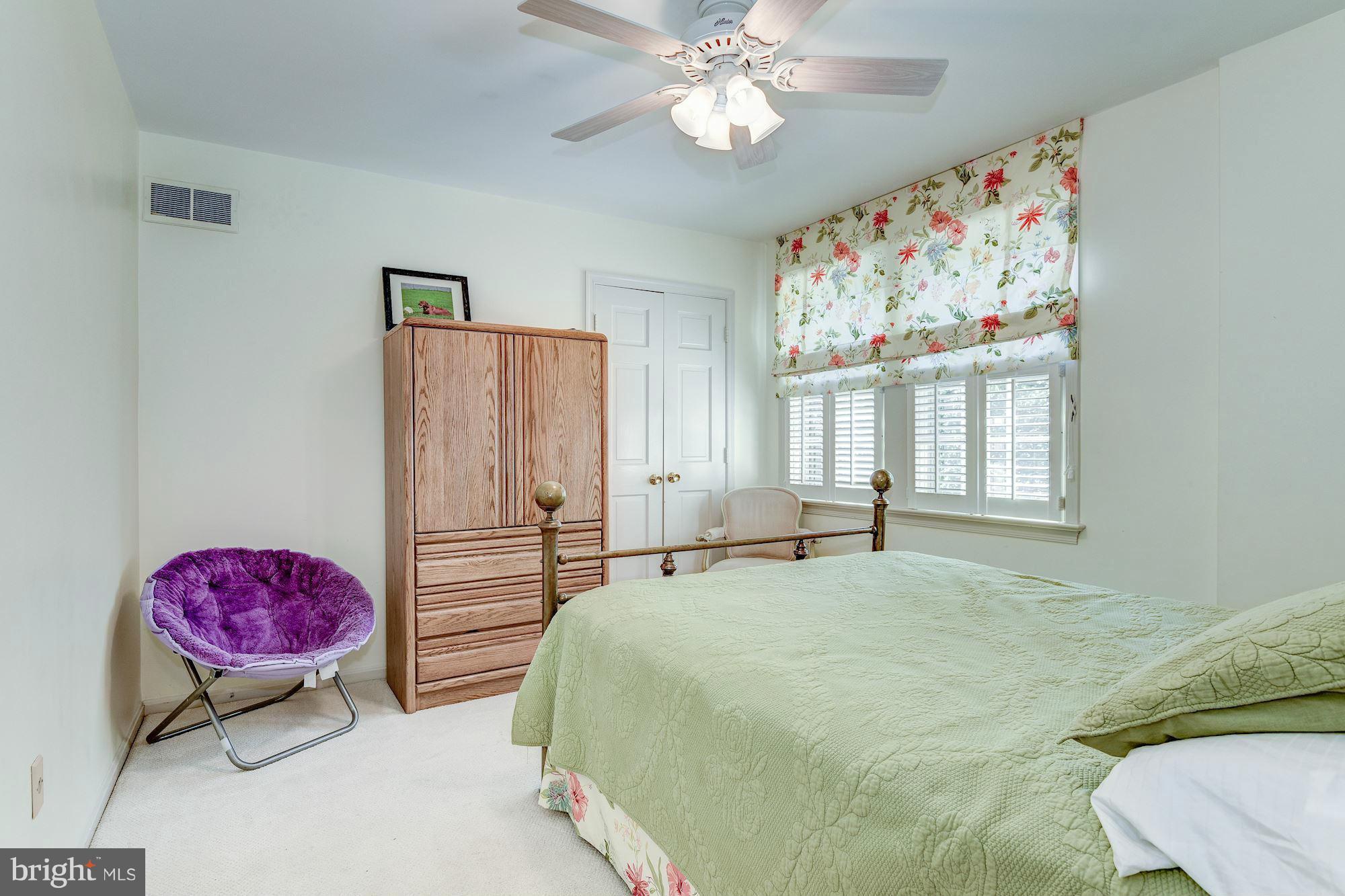 RIVER FALLS - Residential