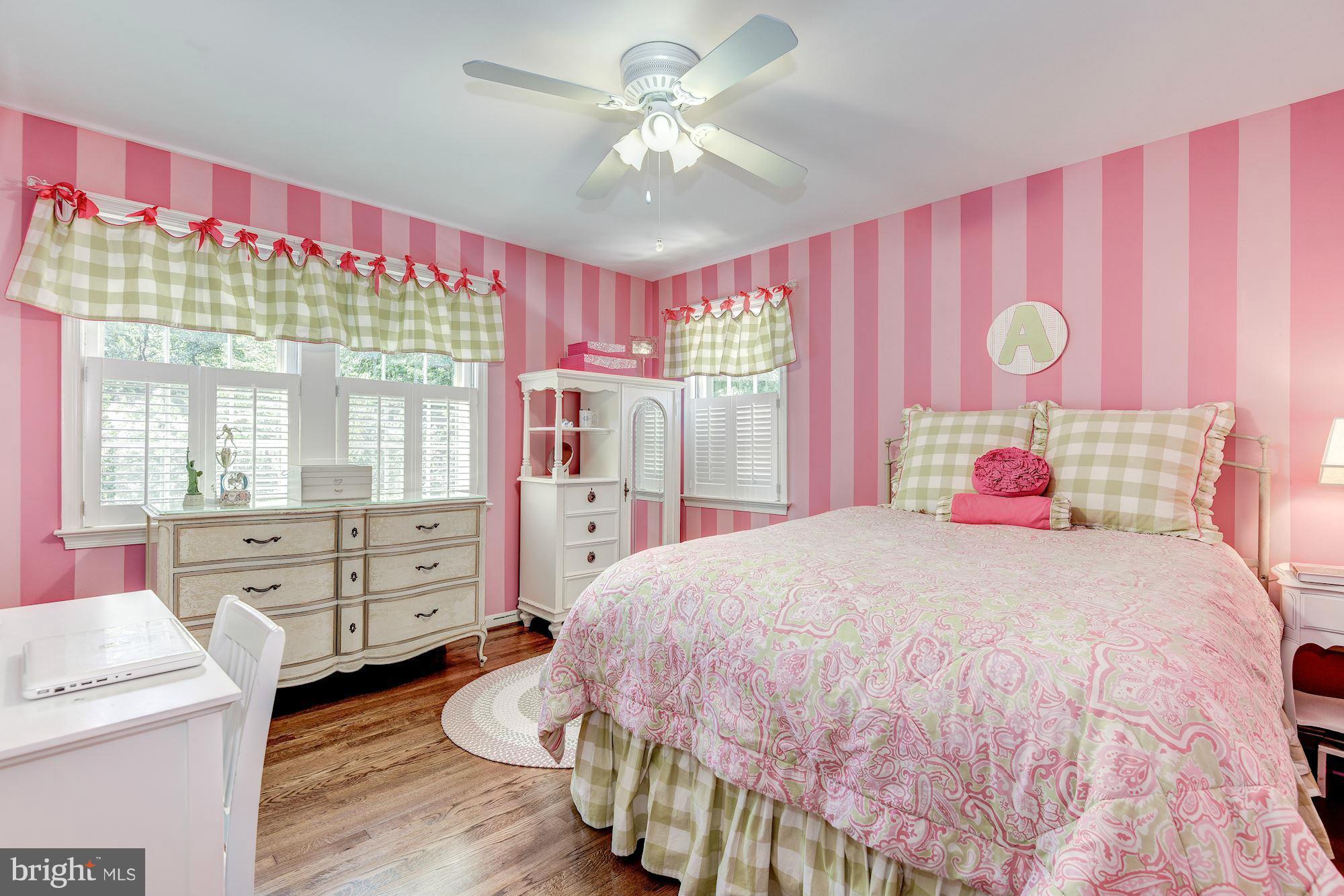 RIVER FALLS - Residential