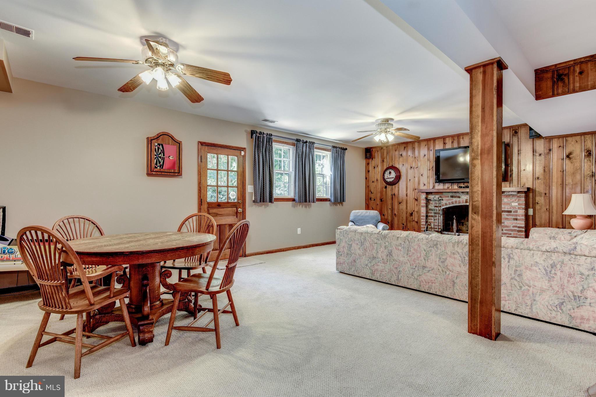 RIVER FALLS - Residential