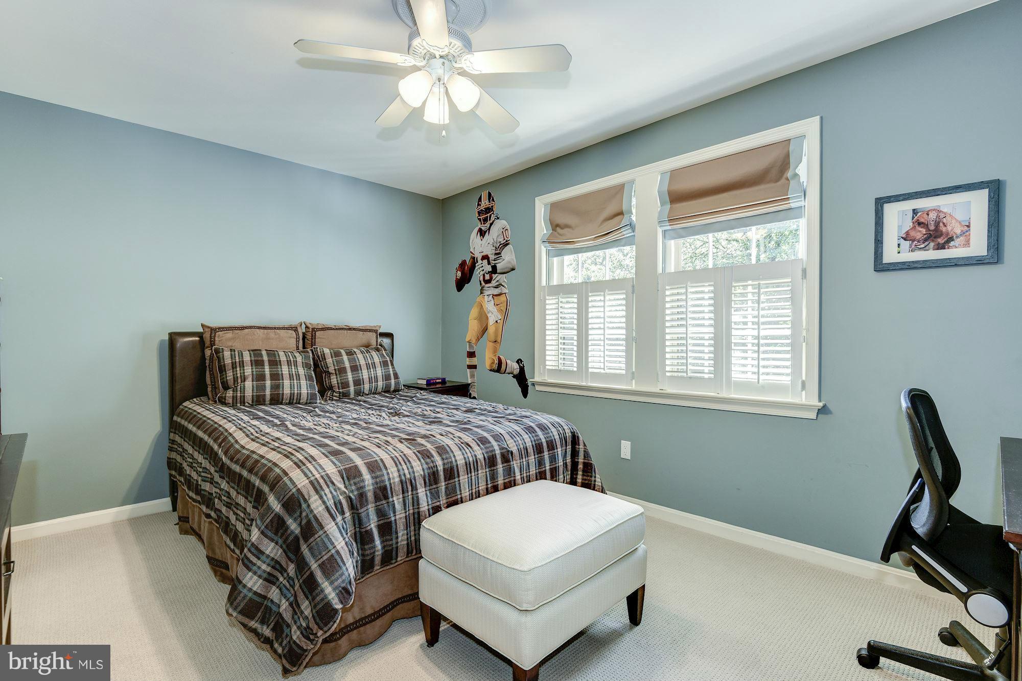 RIVER FALLS - Residential