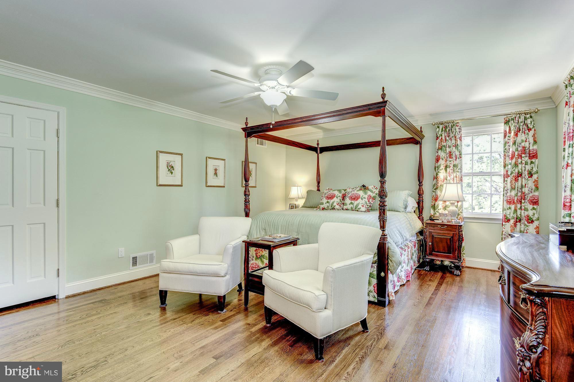 RIVER FALLS - Residential