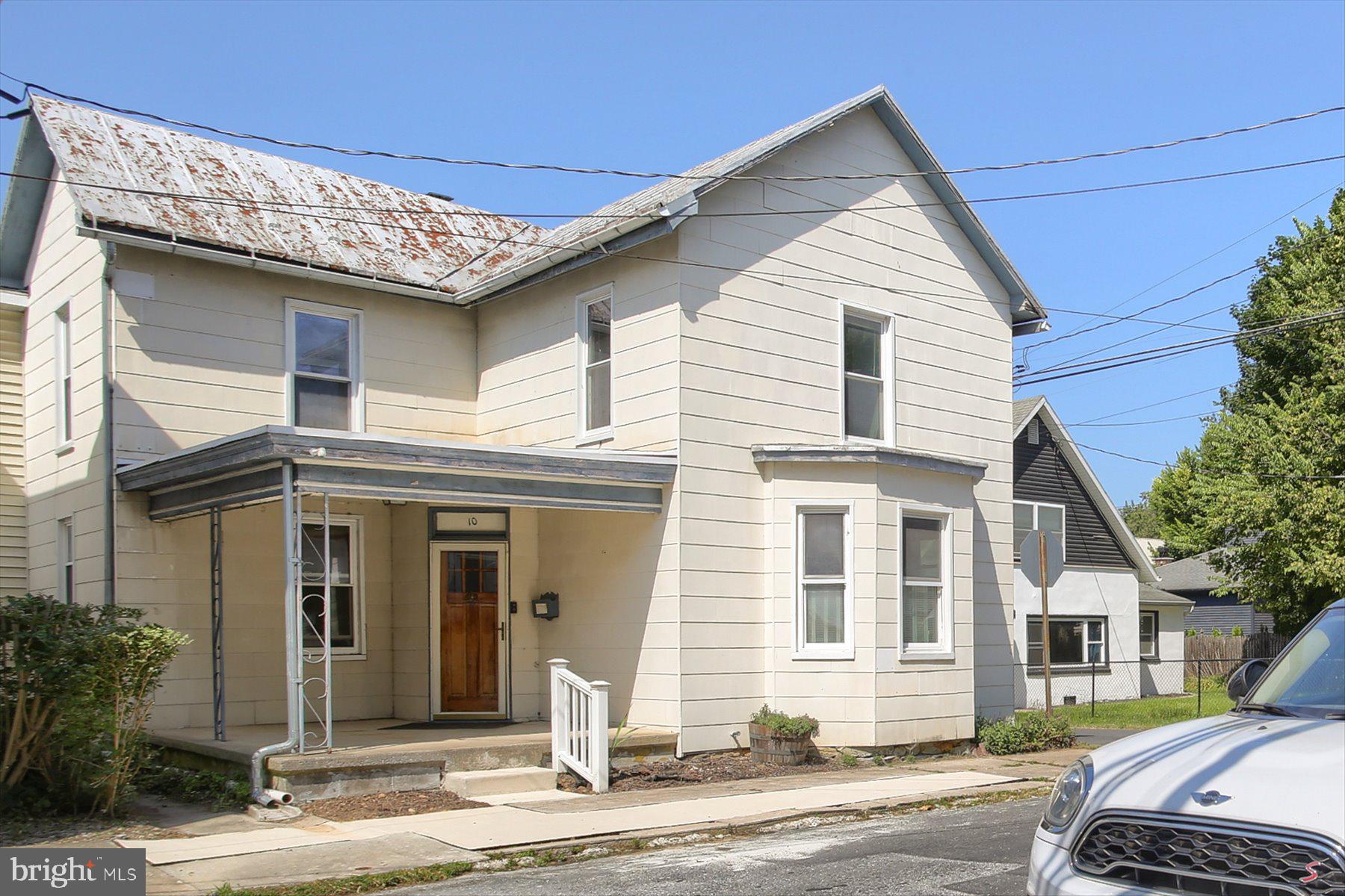10 S WASHINGTON STREET