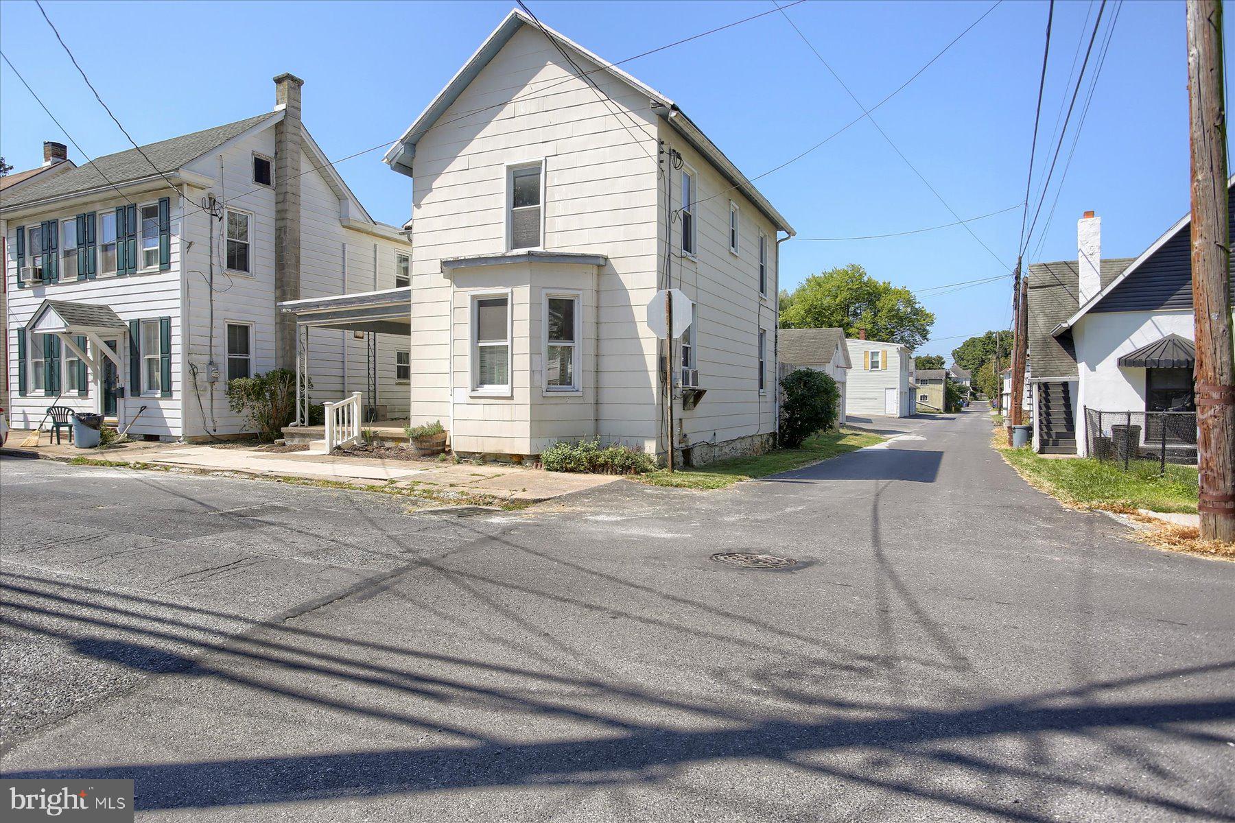 10 S WASHINGTON STREET