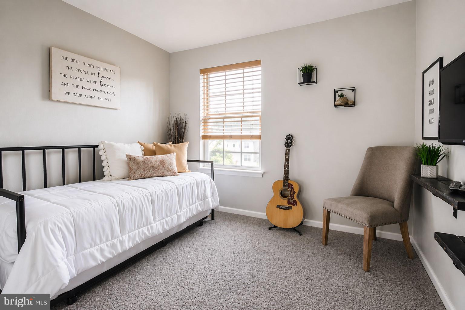 BAY TREE - Residential