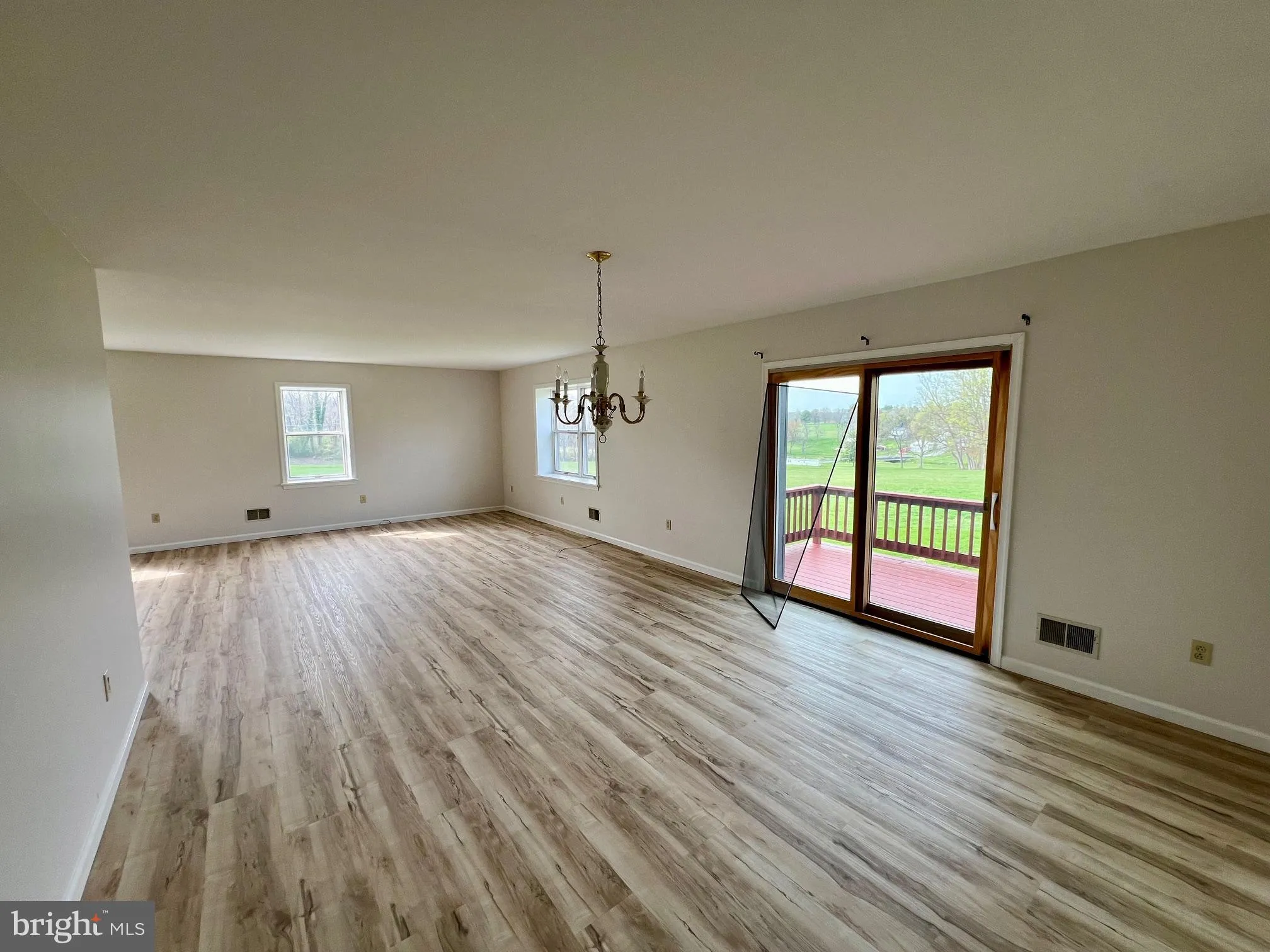 West Grove, Pennsylvania 19390, United States, 4 Bedrooms Bedrooms, ,3 BathroomsBathrooms,Residential,Active,108655