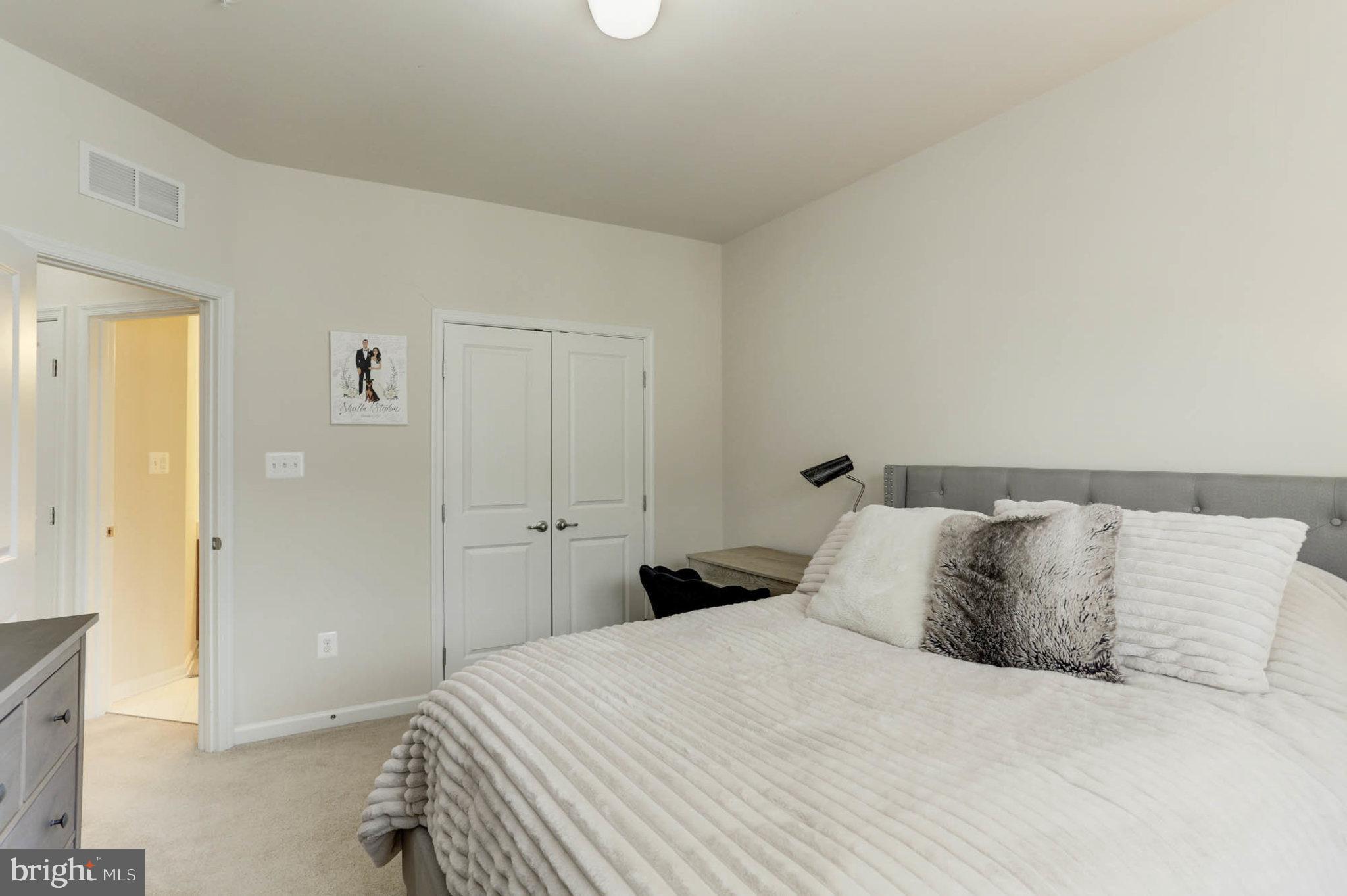 LINTON AT BALLENGER - Residential