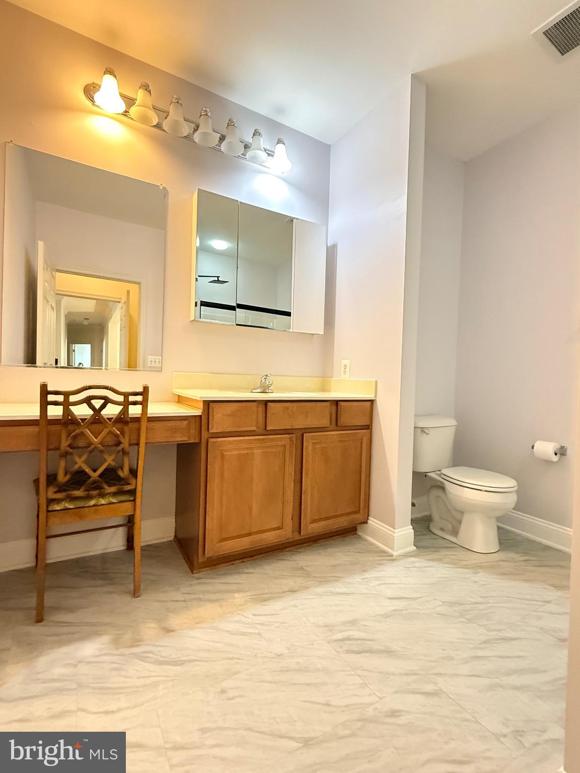 HOLLY WOODS CONDOMINIUMS - Residential