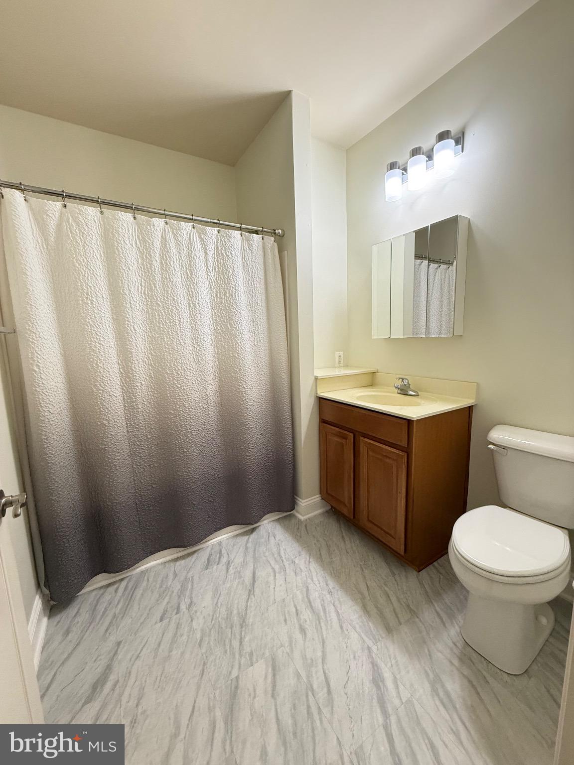 HOLLY WOODS CONDOMINIUMS - Residential