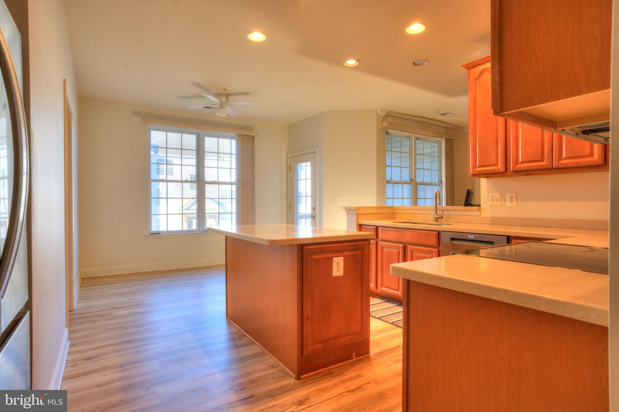 HOLLY WOODS CONDOMINIUMS - Residential