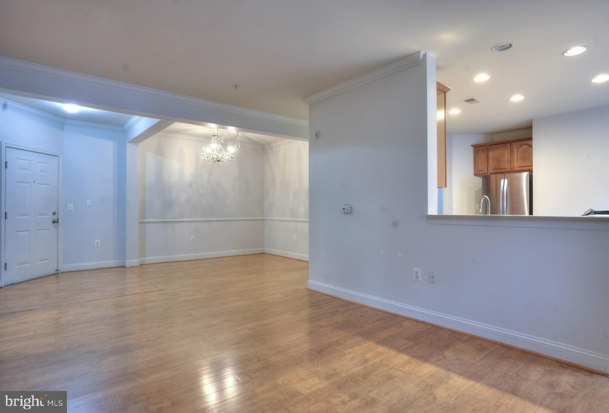 HOLLY WOODS CONDOMINIUMS - Residential