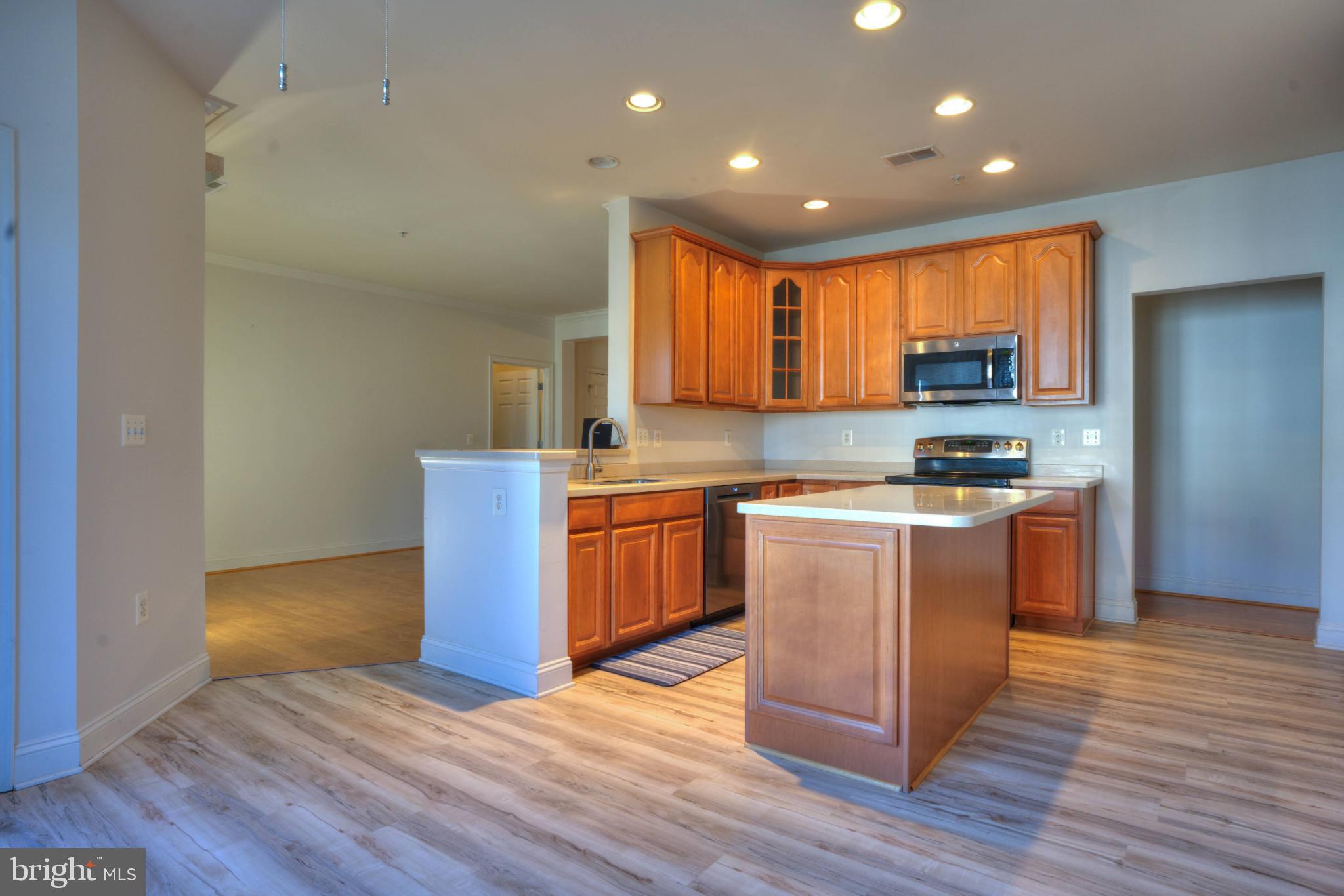 HOLLY WOODS CONDOMINIUMS - Residential