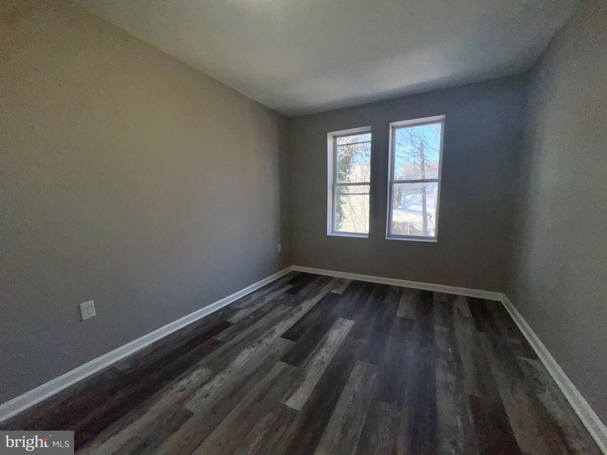 PEN LUCY - Residential