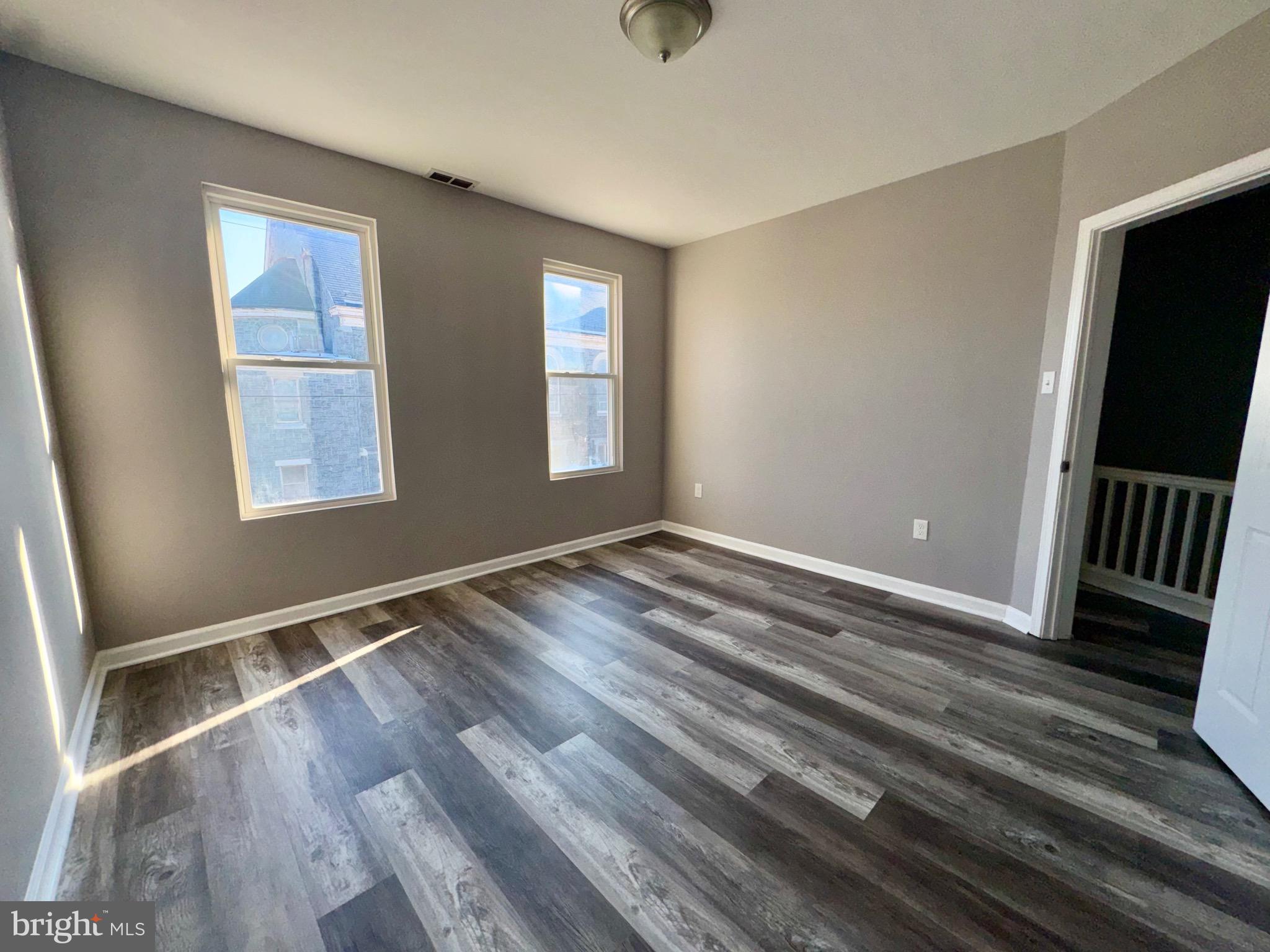 PEN LUCY - Residential