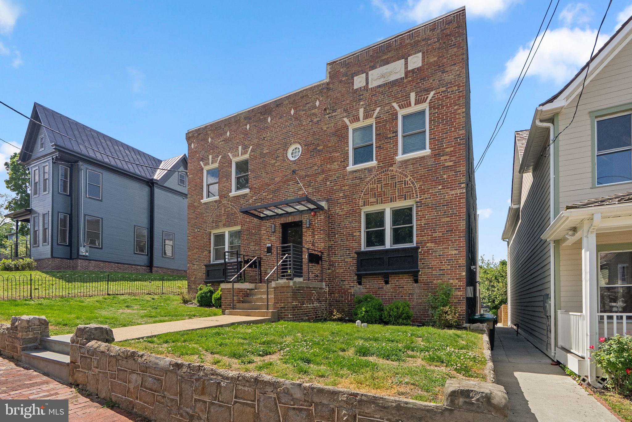 2325 HIGH STREET SE 3