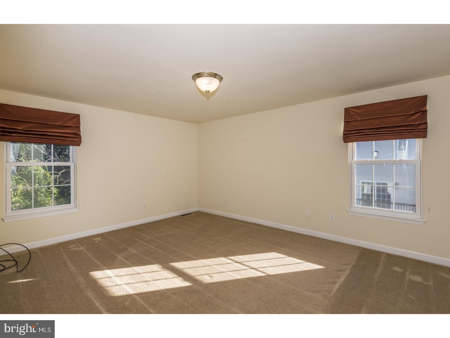 FIVE MILE HILL - Residential