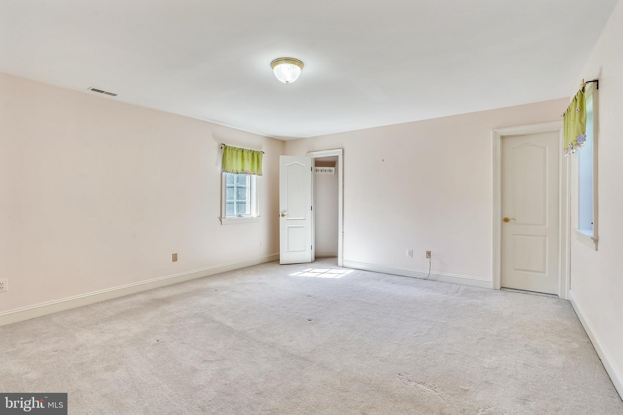 GREAT FALLS ESTATES - Residential