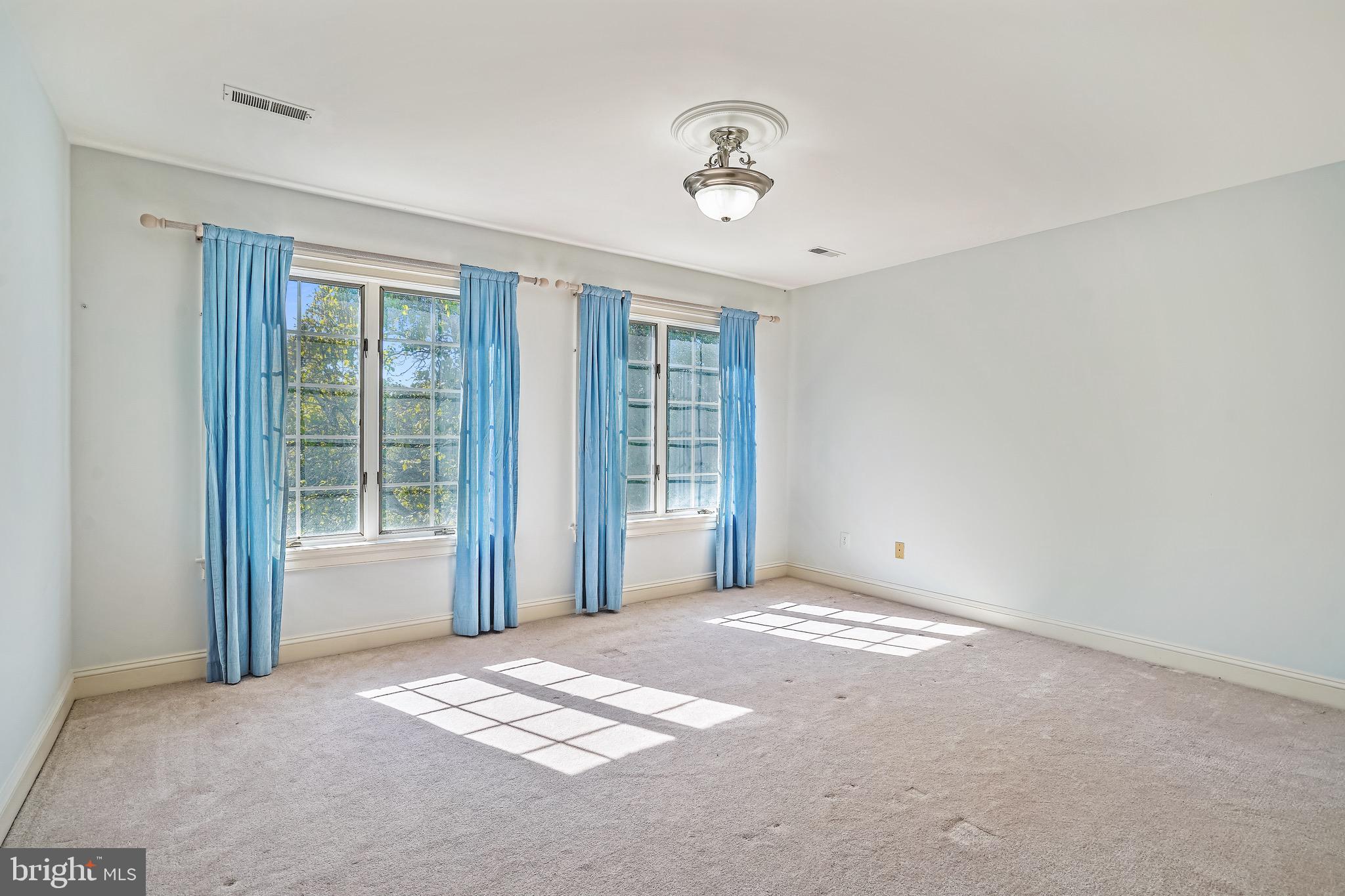 GREAT FALLS ESTATES - Residential