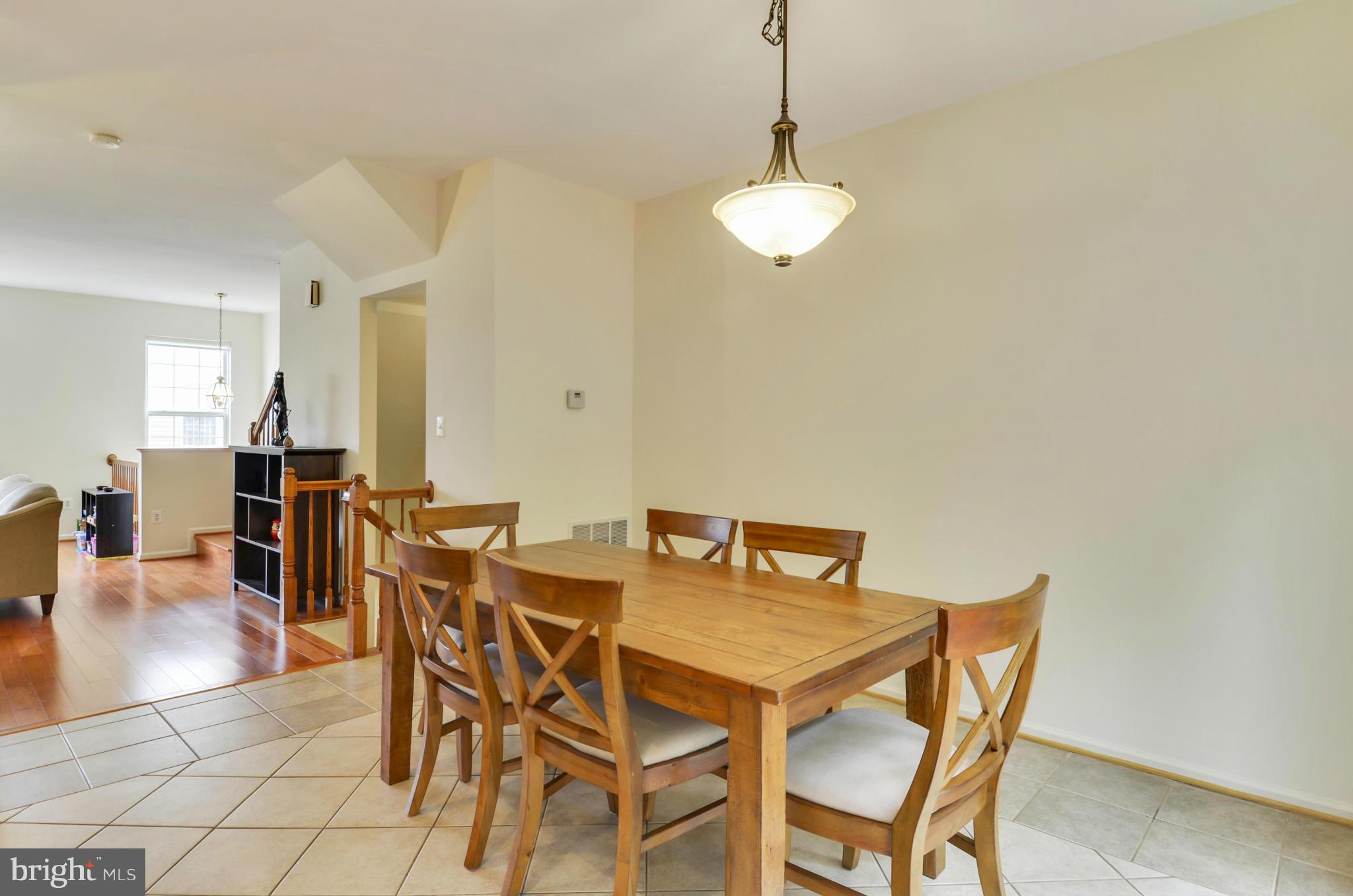 ISLAND CREEK - Residential