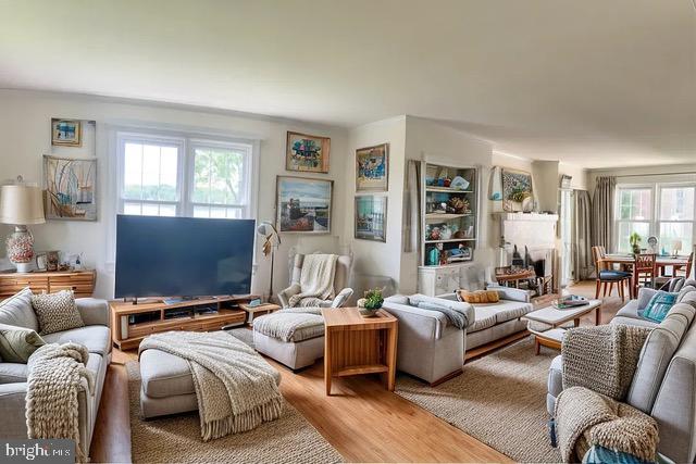 LARRIMORE'S POINT - Residential