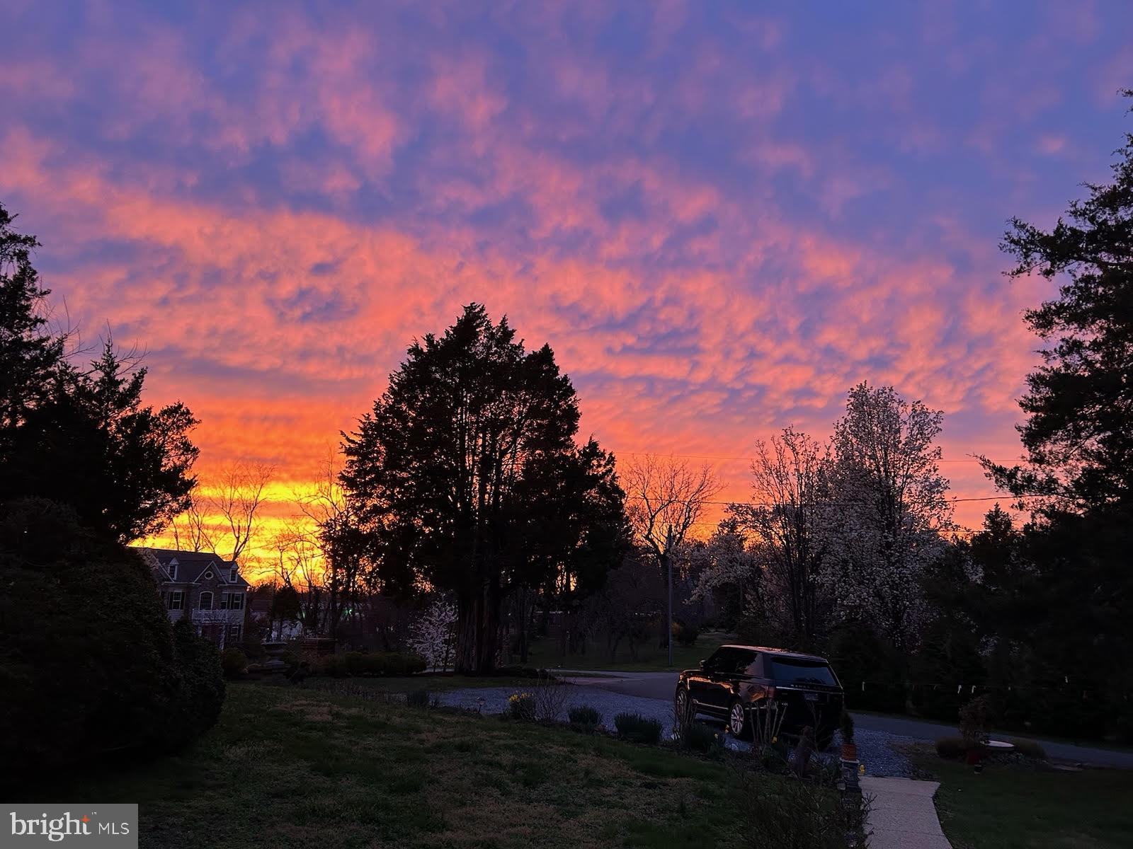 LARRIMORE'S POINT - Residential