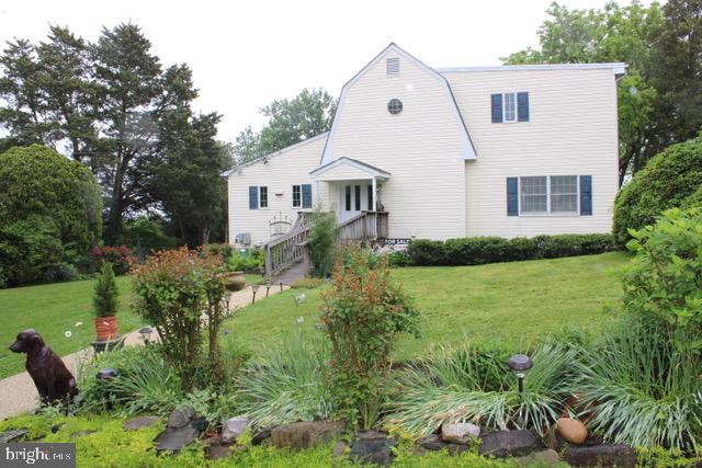 LARRIMORE'S POINT - Residential